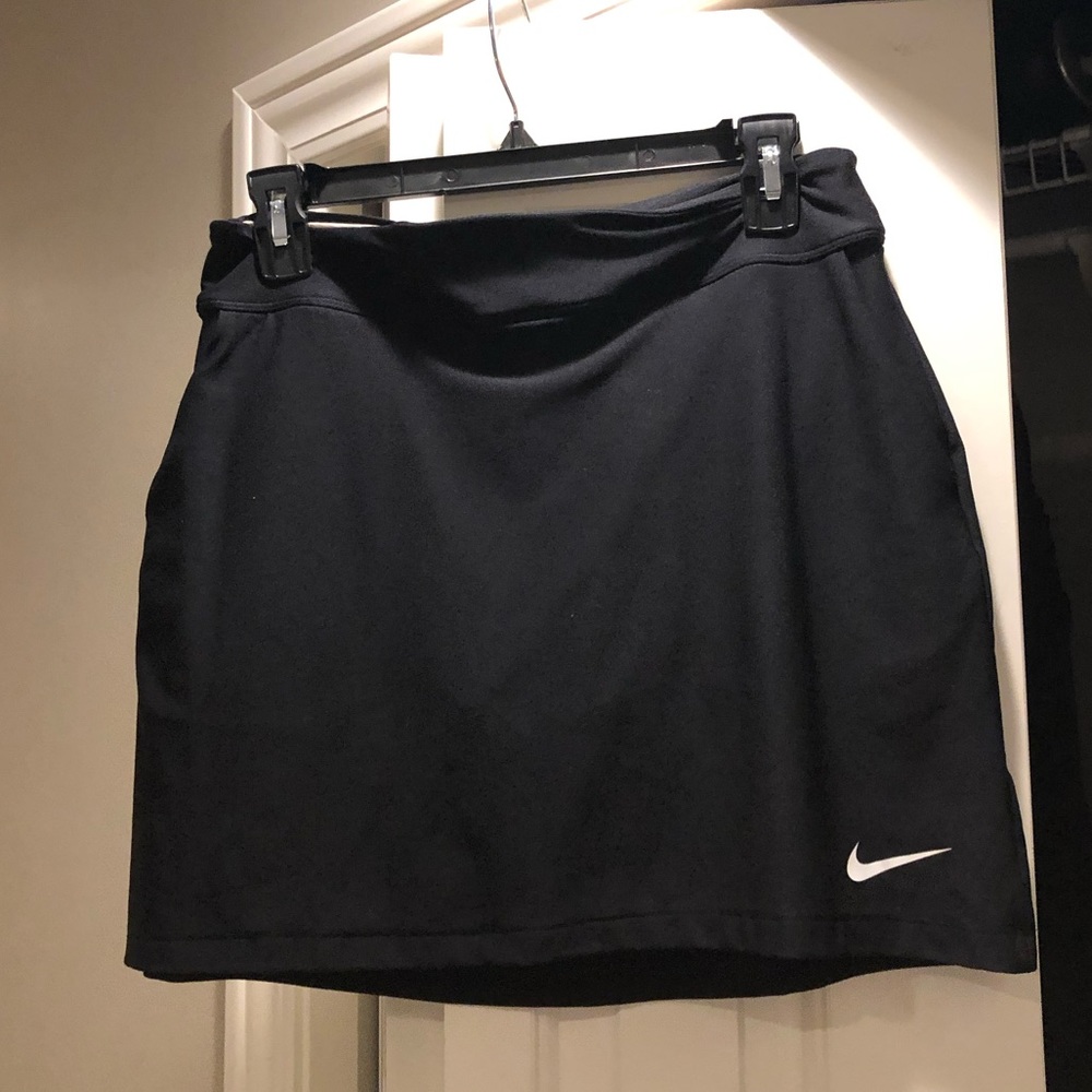 NIKE GOLF SKIRT